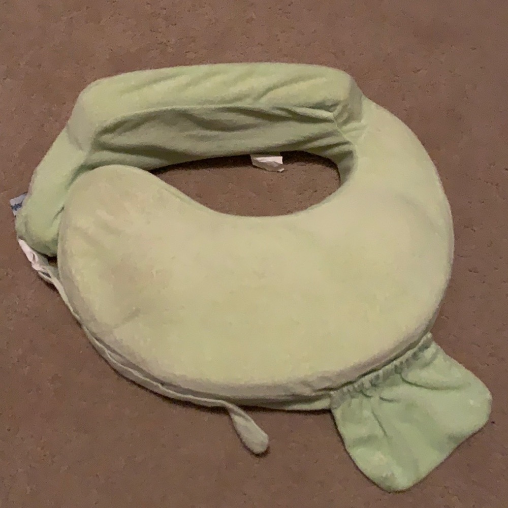 My Brest Friend Nursing Pillow w/ 2 Covers